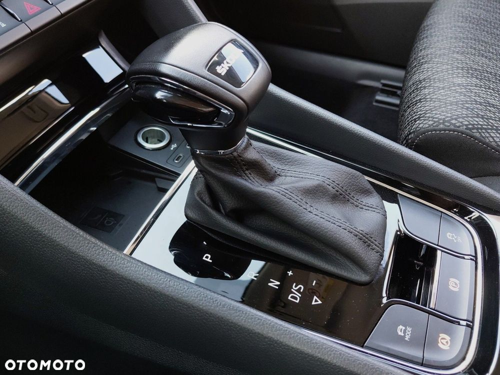 Skoda Karoq 1.5 TSI ACT Style DSG - 28