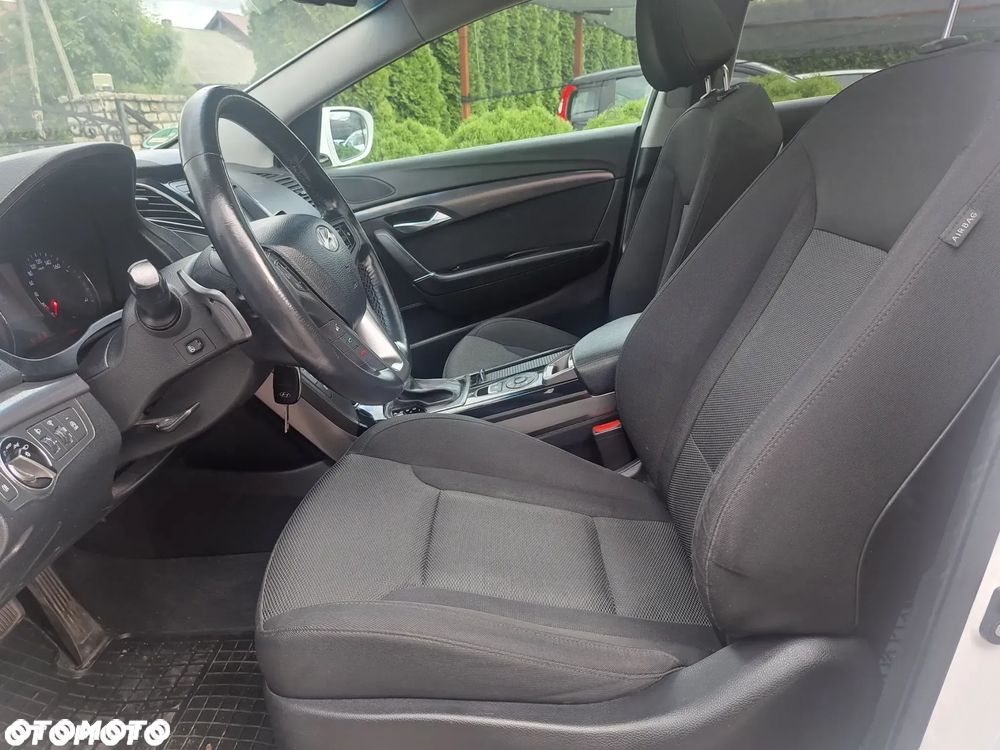 Hyundai i40 Kombi 1.7 CRDi DCT Premium - 8