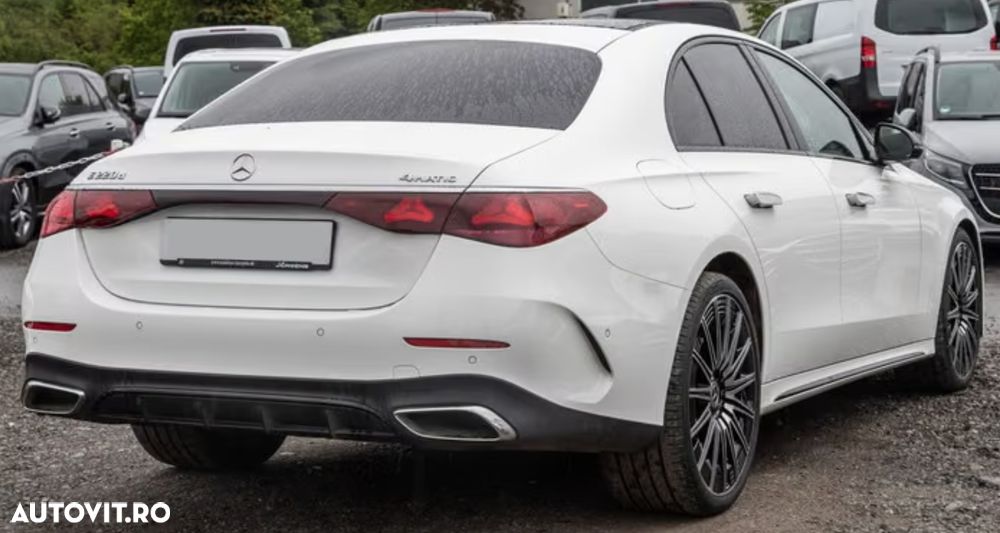 Mercedes-Benz E 220 d 4MATIC 9G-TRONIC Edition AMG Line - 3