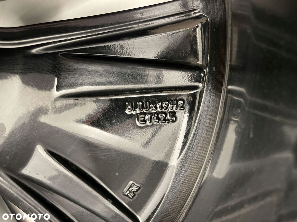 FELGA VOLVO XC60 XC90 8J 19 ET42,5 31680216 - 5