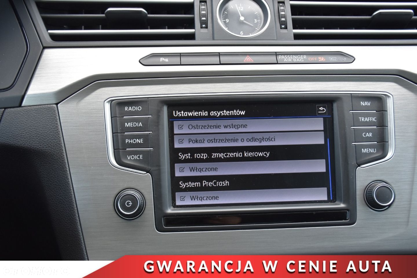 Volkswagen Passat - 21