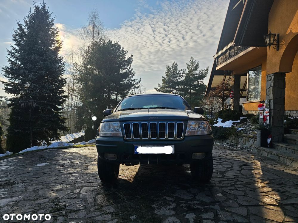 Jeep Grand Cherokee - 1