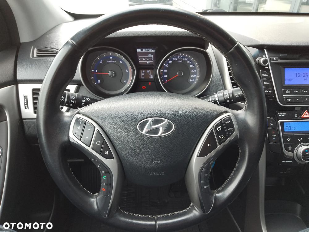 Hyundai i30 1.6 CRDi BlueDrive Comfort - 10