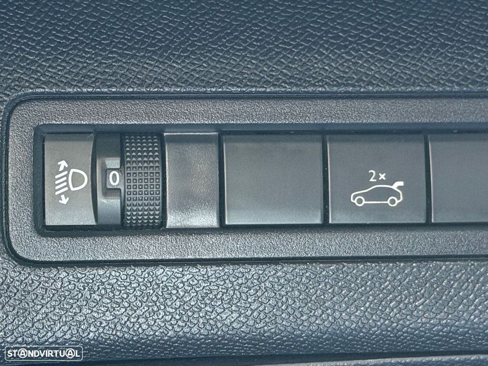 Peugeot 3008 PureTech 130 Stop & Start Allure - 41