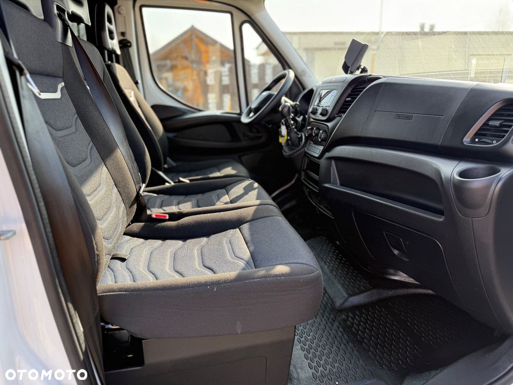 Iveco Brygadówka 7 miejsc/Daily 35-160 V/MAXI/Serwis IVECO/manual/PDC/Kamera - 15