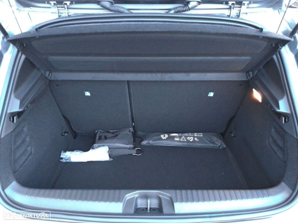 Renault Clio 1.0 TCe Techno Bi-Fuel - 25