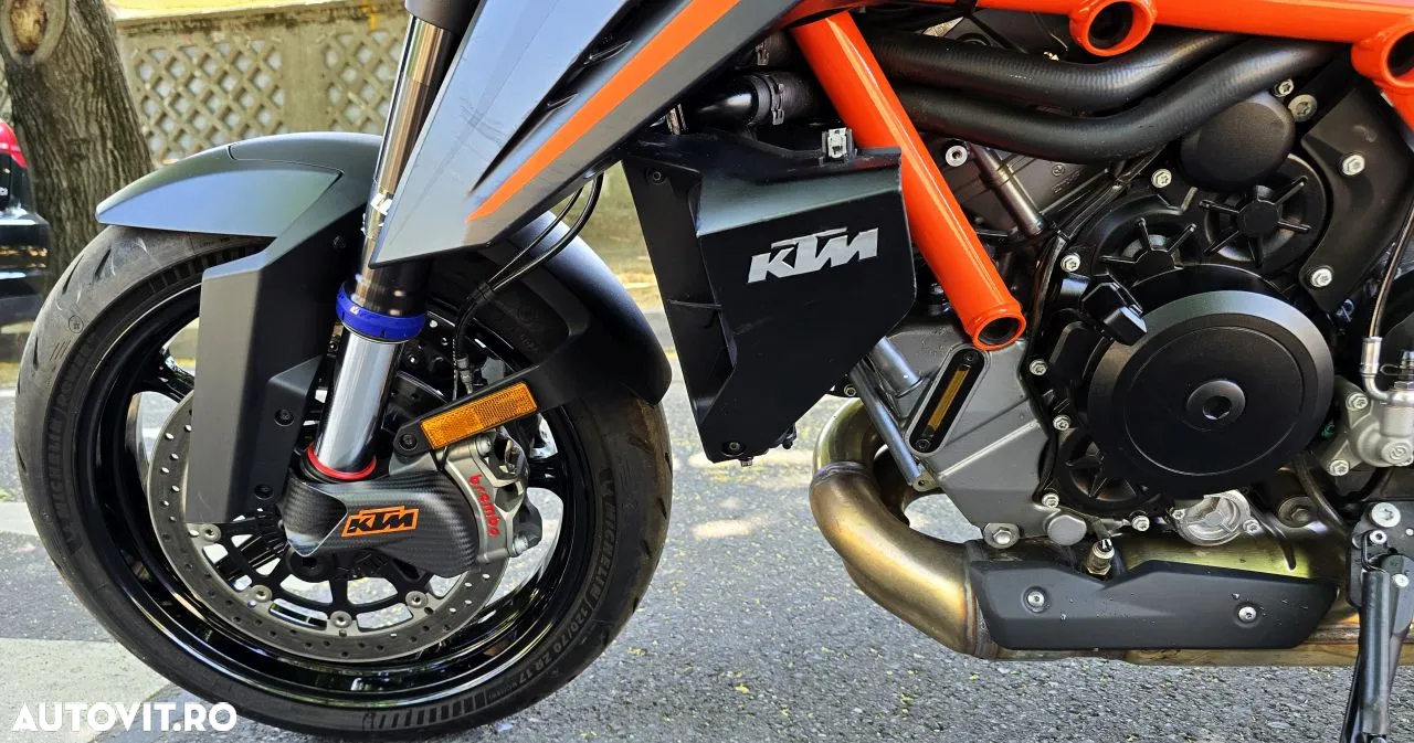 KTM 1390 Super Duke - 5