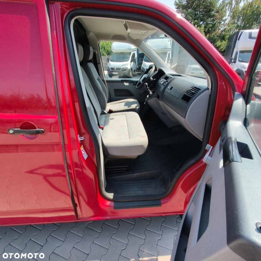 Volkswagen Transporter T5 - 17