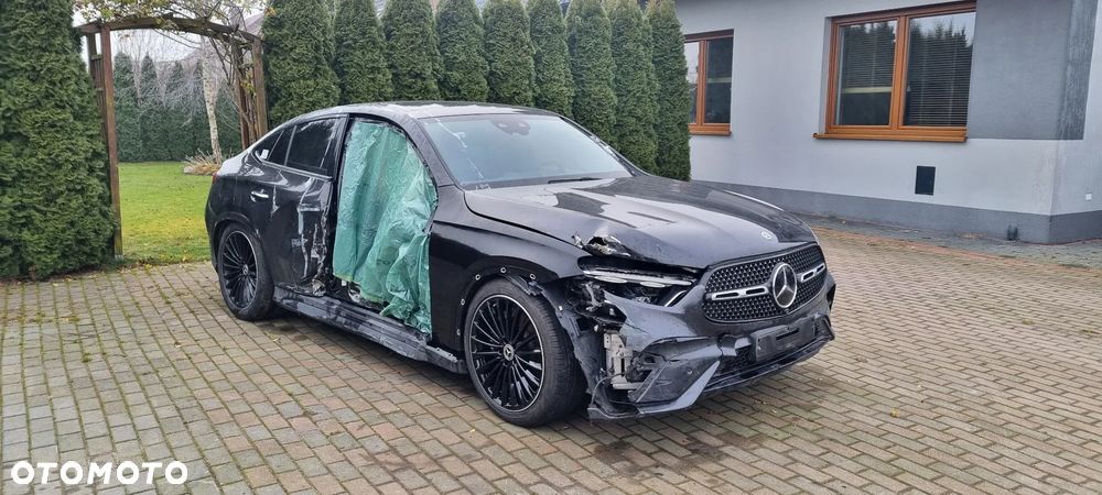 Mercedes-Benz GLC 300 de 4Matic 9G-TRONIC AMG Line Plus - 3