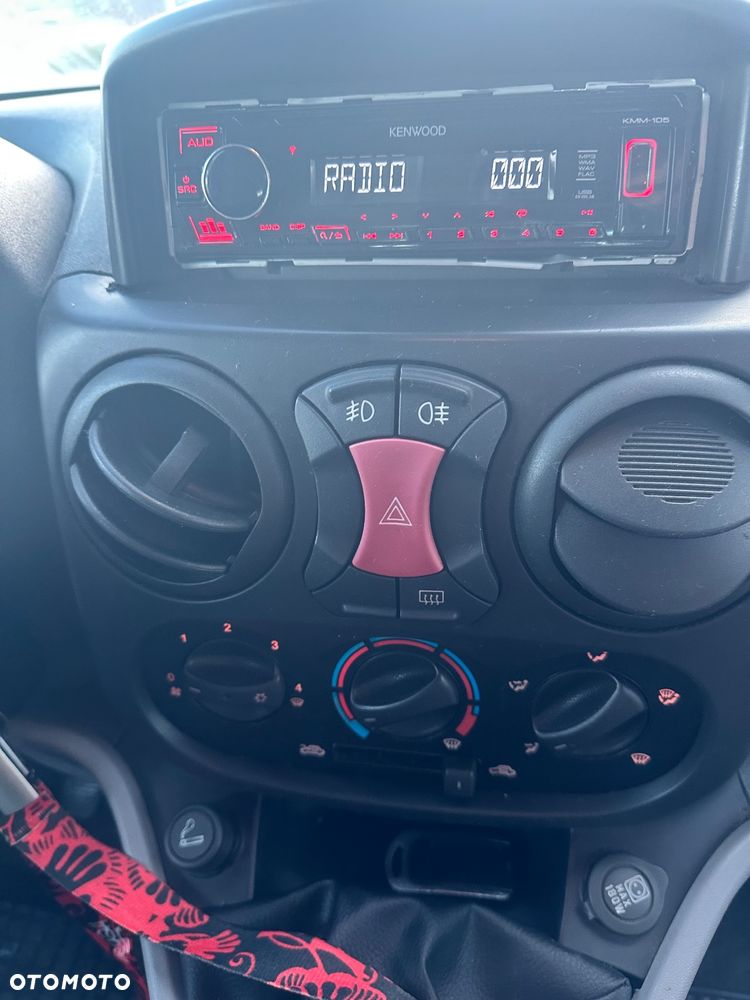 Fiat Doblo - 8