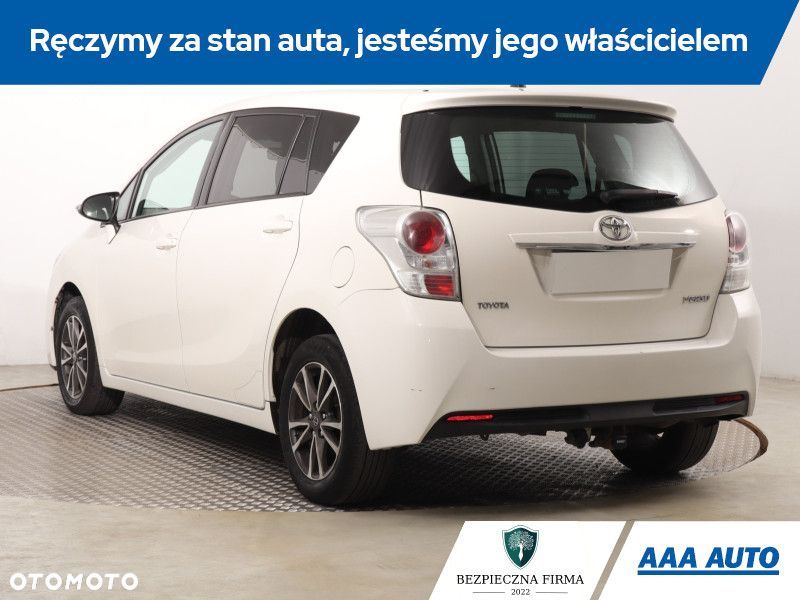 Toyota Verso - 6