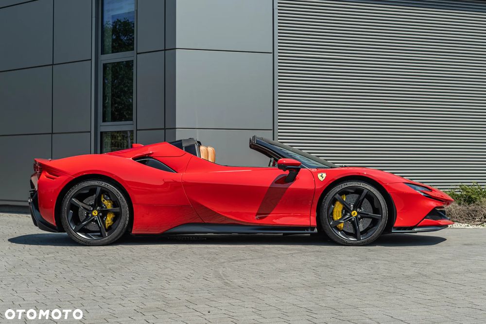 Ferrari SF90 Spider - 3