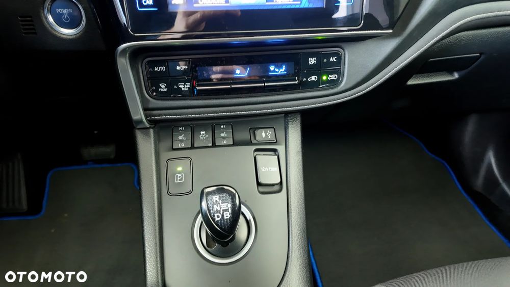 Toyota Auris 1.8 VVT-i Hybrid Automatik Edition-S - 25