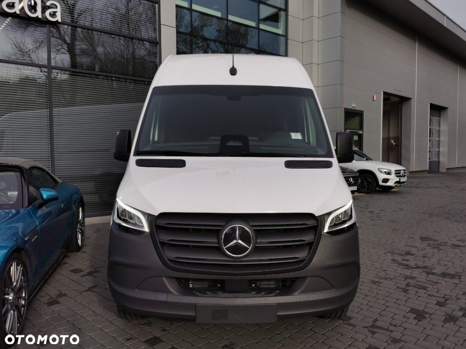 Mercedes-Benz eSprinter - 4