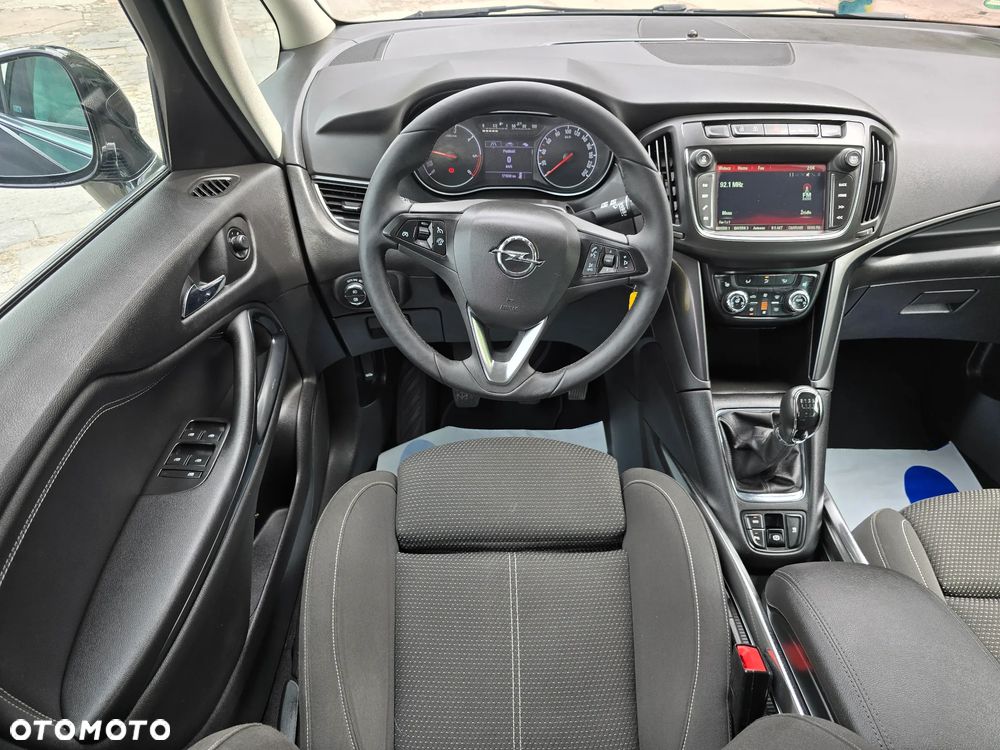 Opel Zafira 2.0 D (CDTI ecoFLEX) Start/Stop Innovation - 27