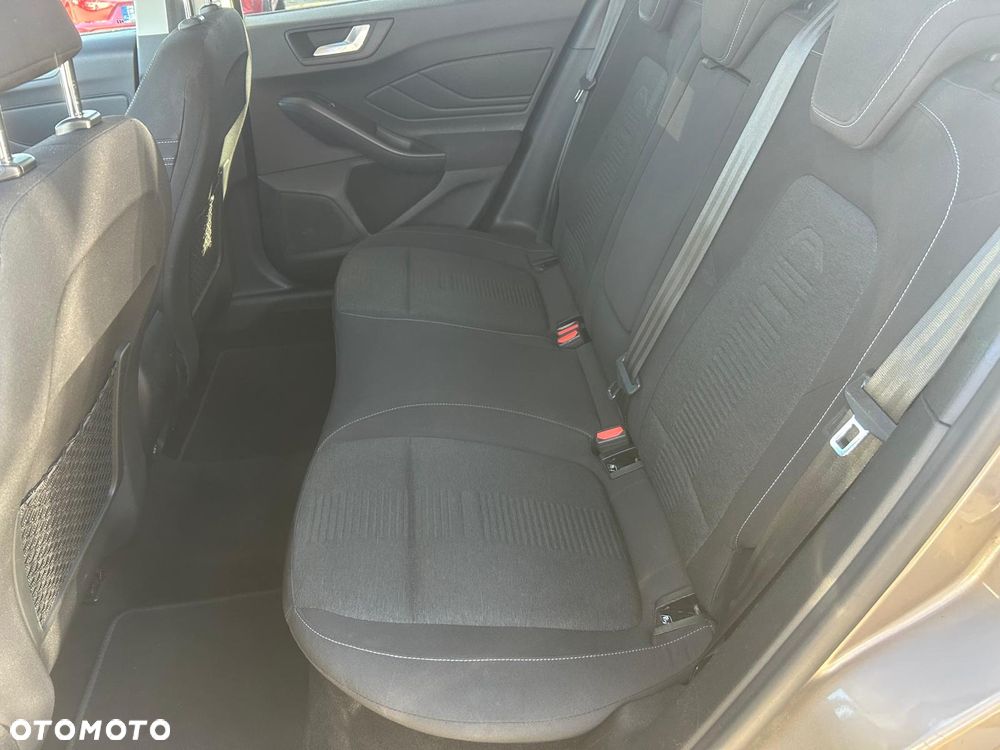 Ford Focus 1.5 EcoBoost Active - 21