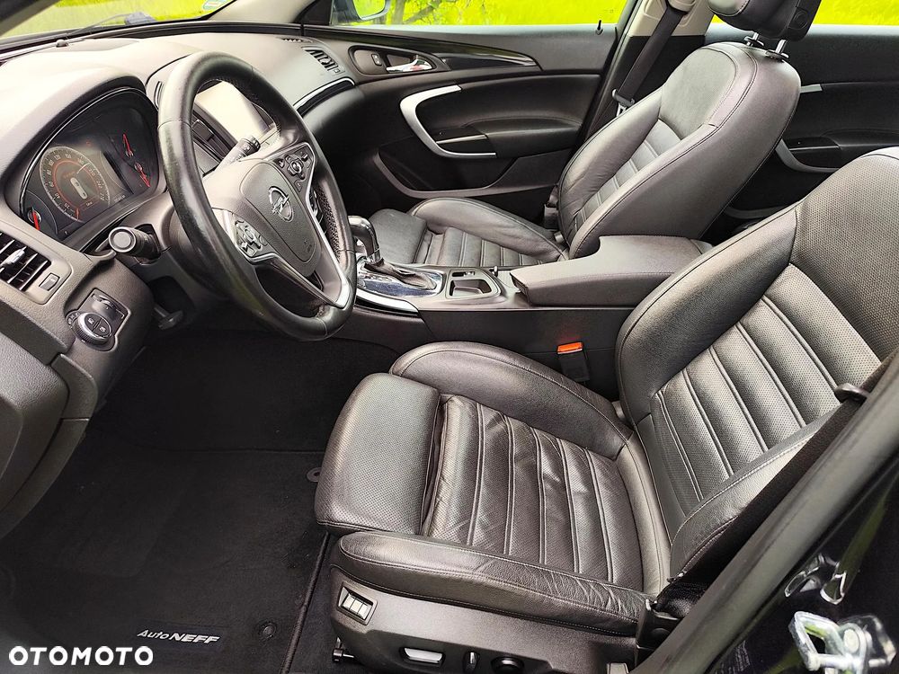 Opel Insignia - 30