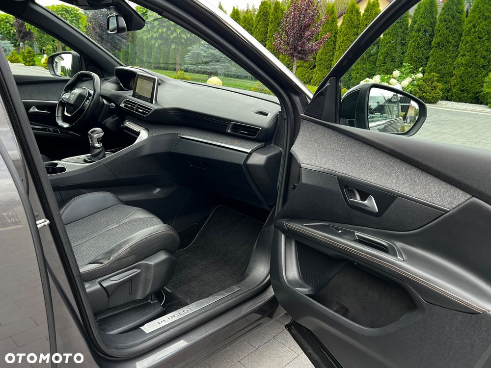 Peugeot 3008 BlueHDi 120 Stop & Start Business-Line - 29
