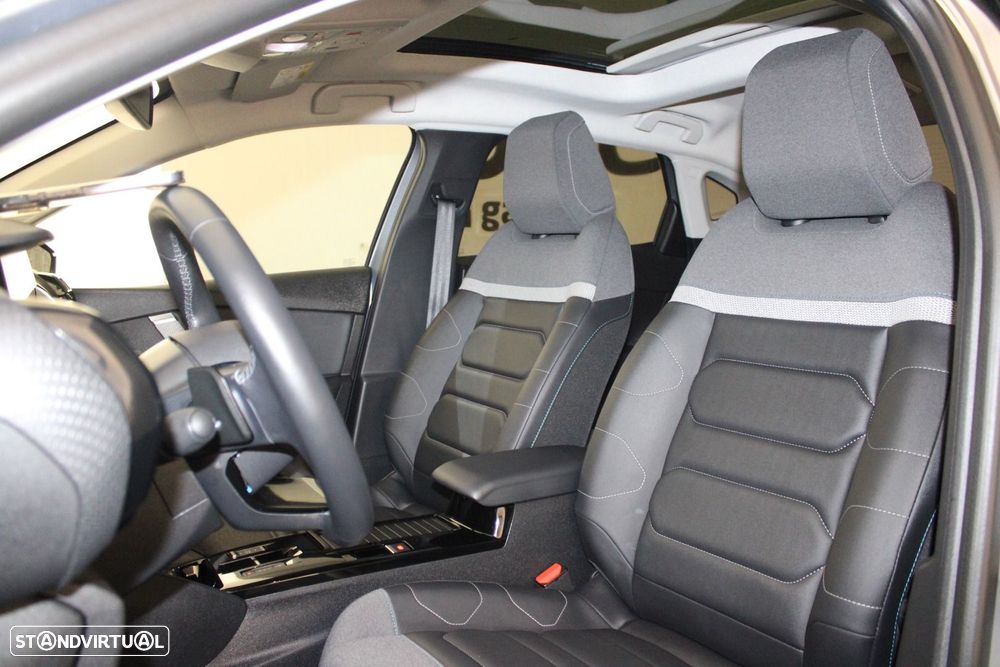 Citroën C4 X 1.2 PureTech Max EAT8 - 30