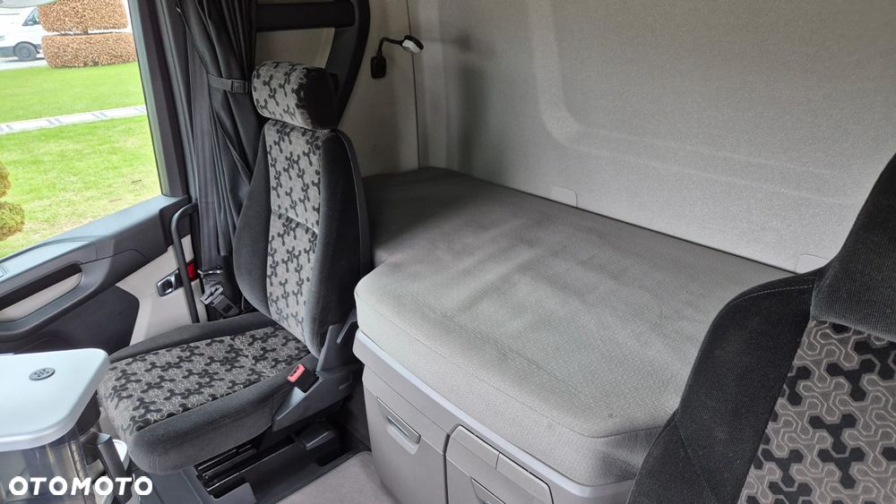 Scania ///S450///2021///RETARDER/// FULL LED///ALUMINIOWE FELGI/// ZABUDOWY MIĘDZYOSIOWE/// ORUROWANIE///DUŻE ZBIORNIKI/// WYŚWIETLACZ OBCIĄŻENIA/// NAWIGACJA///STAN BARDZO DOBRY - 38