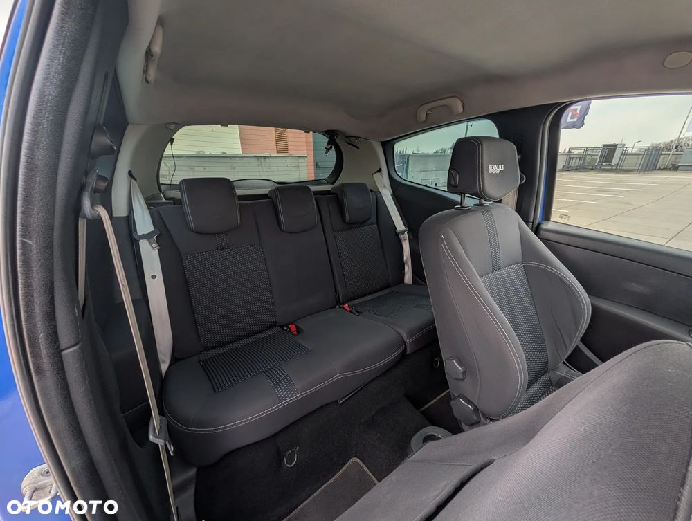 Renault Clio - 20