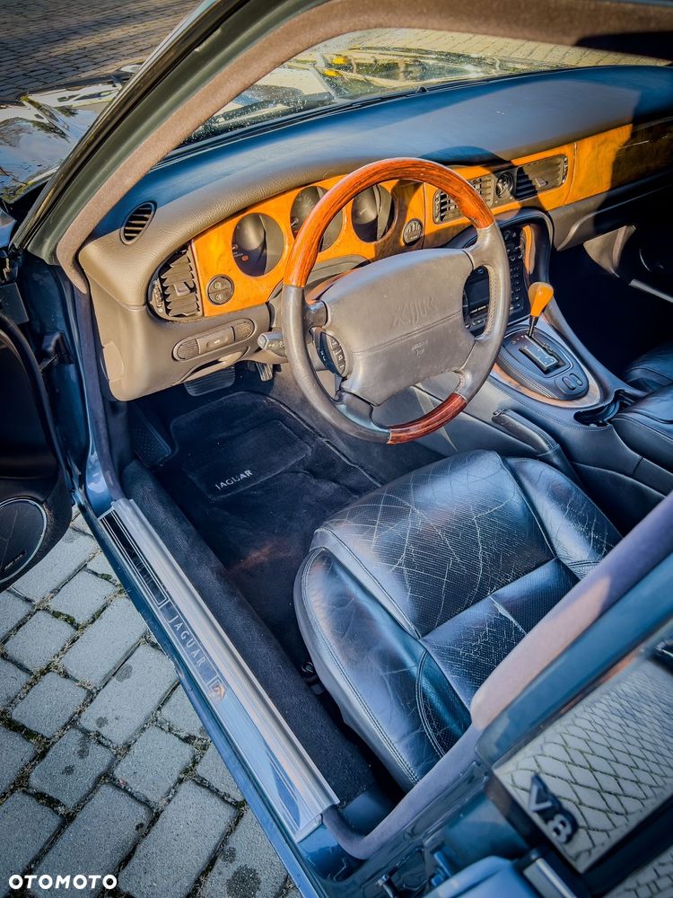 Jaguar XJR Standard - 22