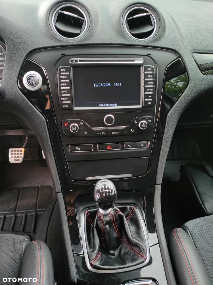 Ford Mondeo 2.0 EcoBoost Titanium S - 16