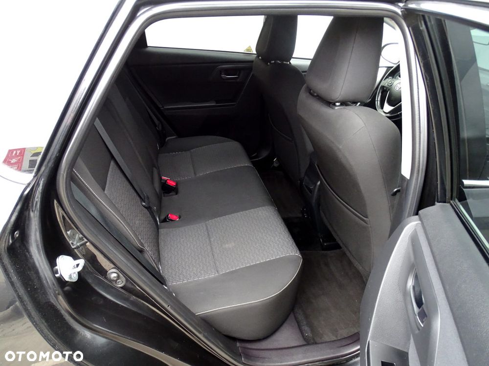 Toyota Auris 1.6 Executive - 15