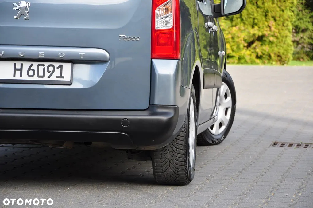 Peugeot Partner Tepee 90 Family - 19