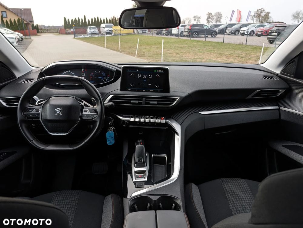 Peugeot 3008 BlueHDi 120 Stop & Start EAT6 Allure - 24