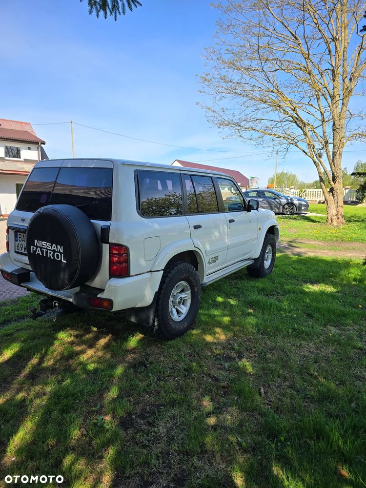 Nissan Patrol - 4
