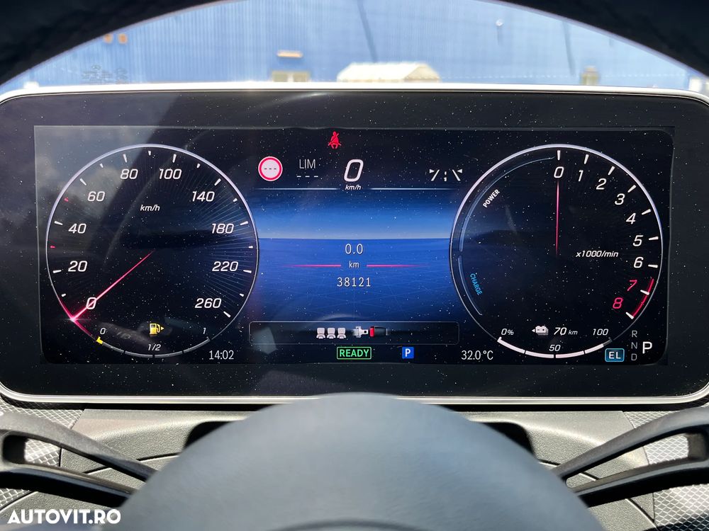 Mercedes-Benz C 300 e 4MATIC PHEV - 15