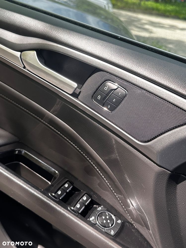 Ford Mondeo 2.0 TDCi Bi-Turbo PowerShift-Aut Vignale - 11