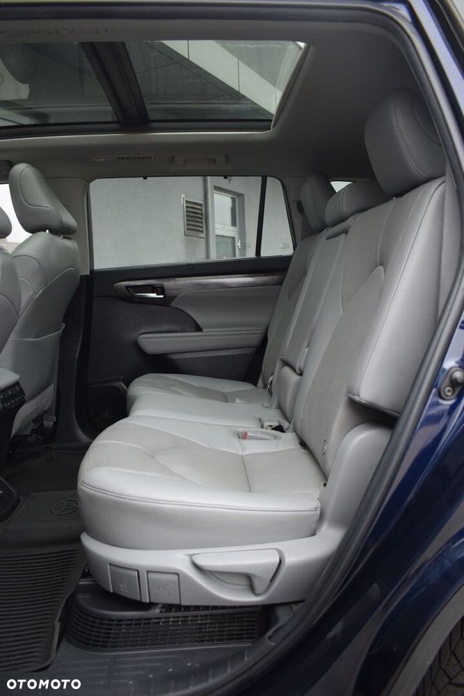 Toyota Highlander - 14