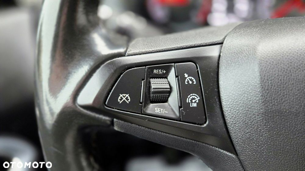 Opel Zafira 1.6 T 120 Lat S&S - 28