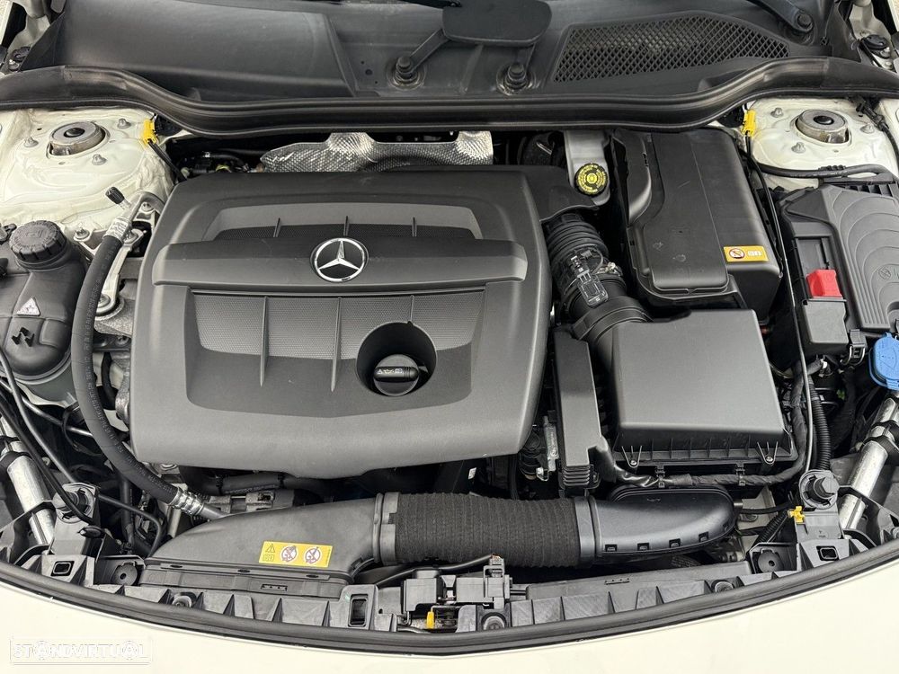 Mercedes-Benz CLA 180 d Urban - 15