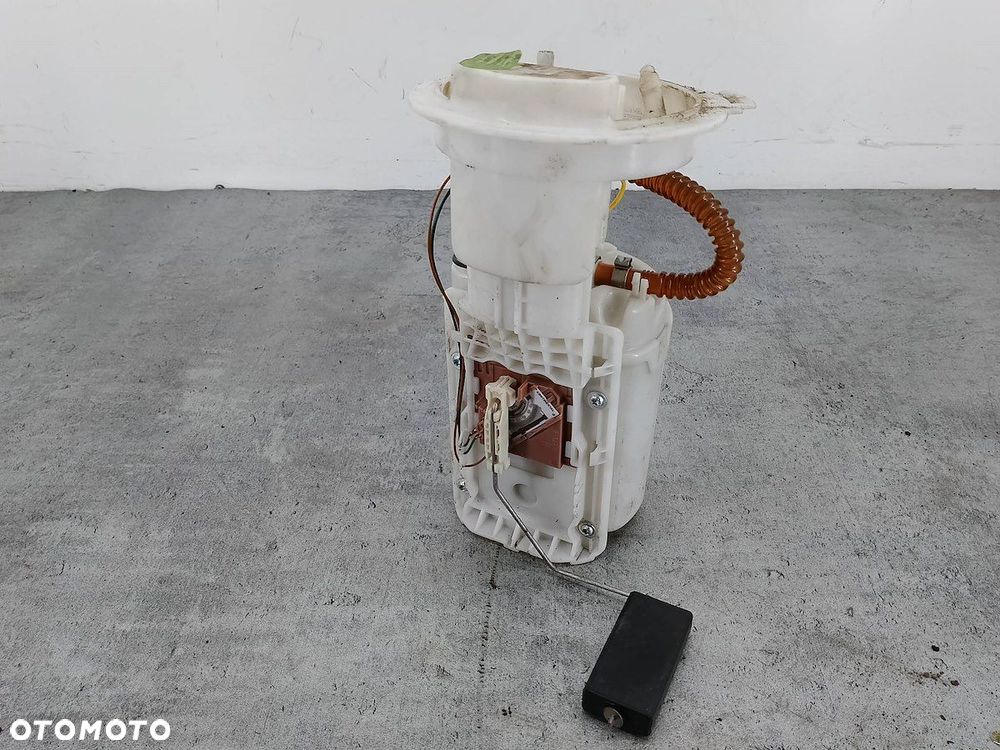 POMPA PALIWA VW GOLF V 1K0919051AP  A2C53107628 1.4 16V - 4
