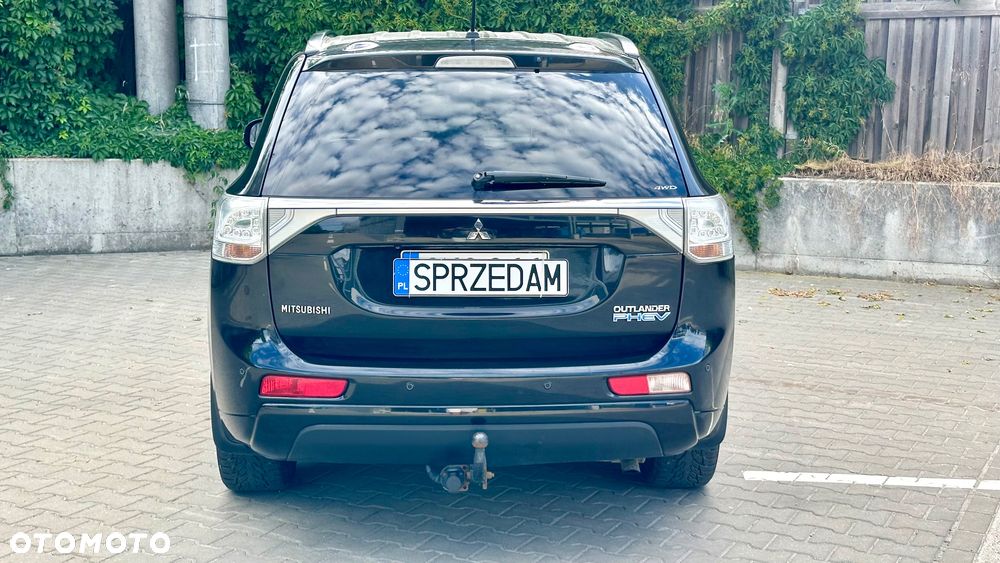 Mitsubishi Outlander 2.0 4WD Top - 6