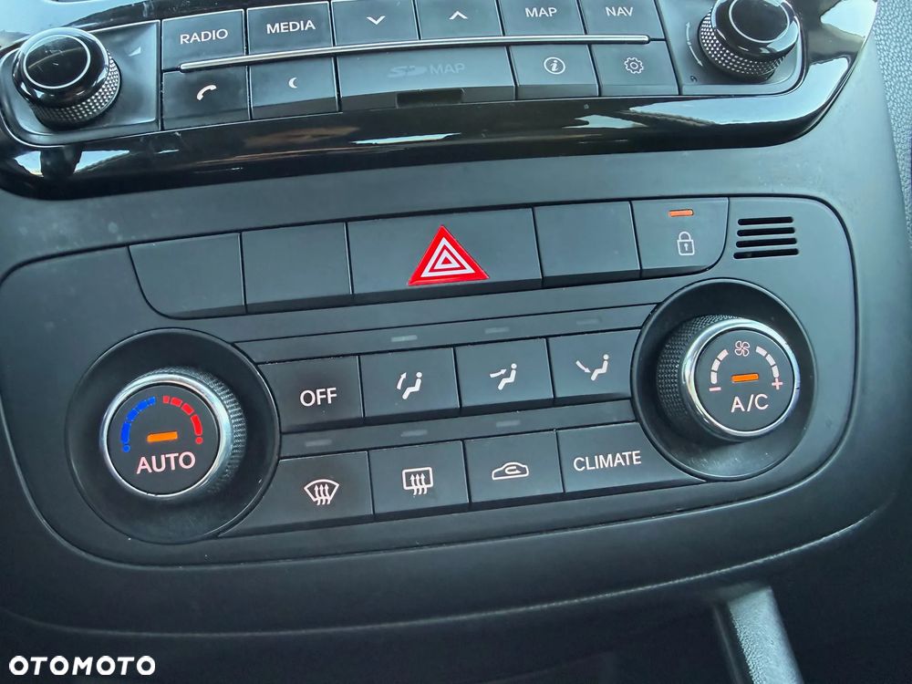 Kia Venga 1.4 CRDi XL - 12