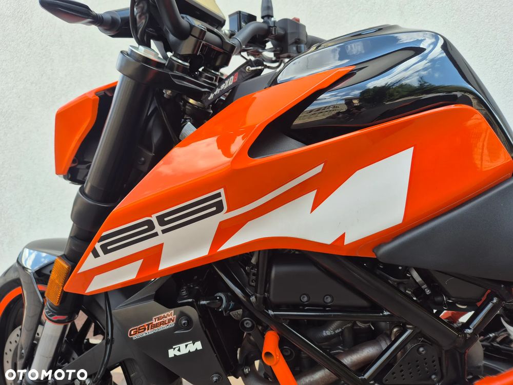 KTM Duke 125 - 14