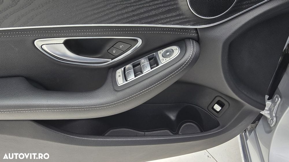 Mercedes-Benz C - 11