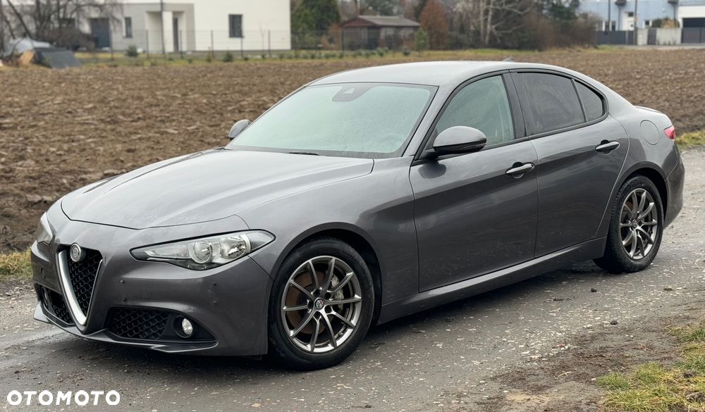 Alfa Romeo Giulia 2.2 D Turbo Super - 13