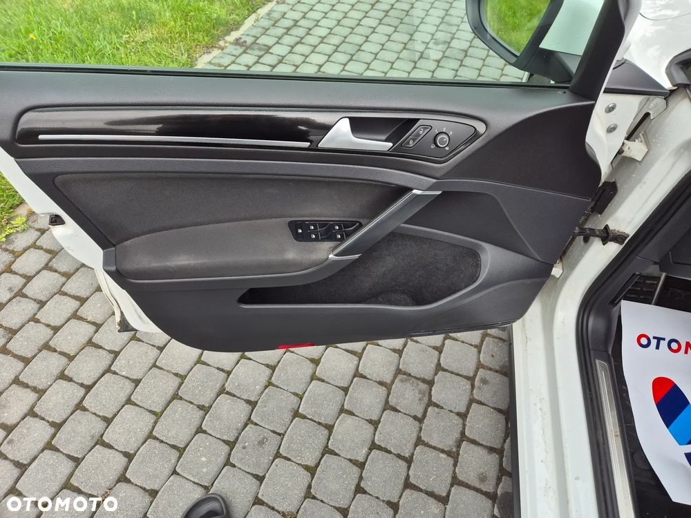 Volkswagen Golf GTD (BlueMotion Technology) - 33