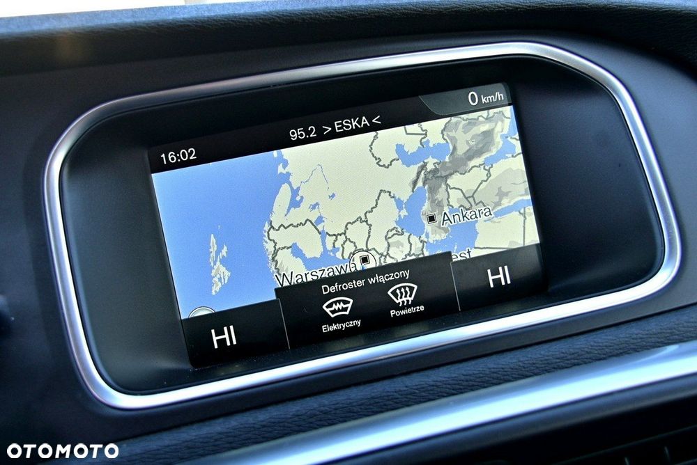 Volvo V40 - 33