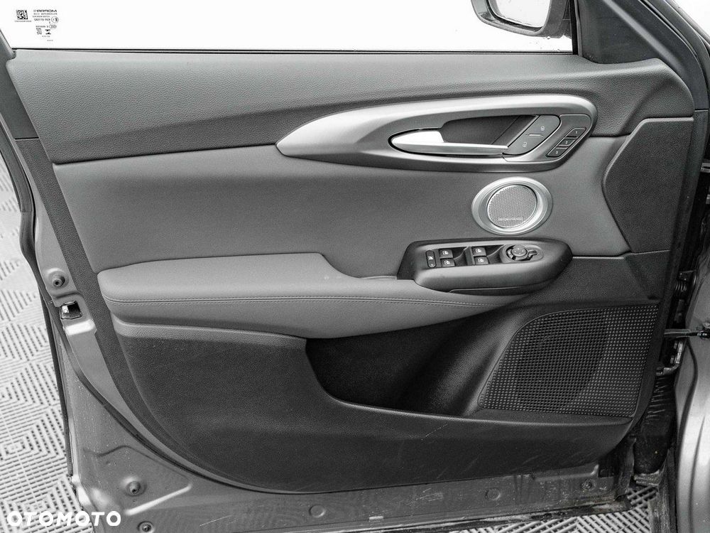 Alfa Romeo Tonale - 13