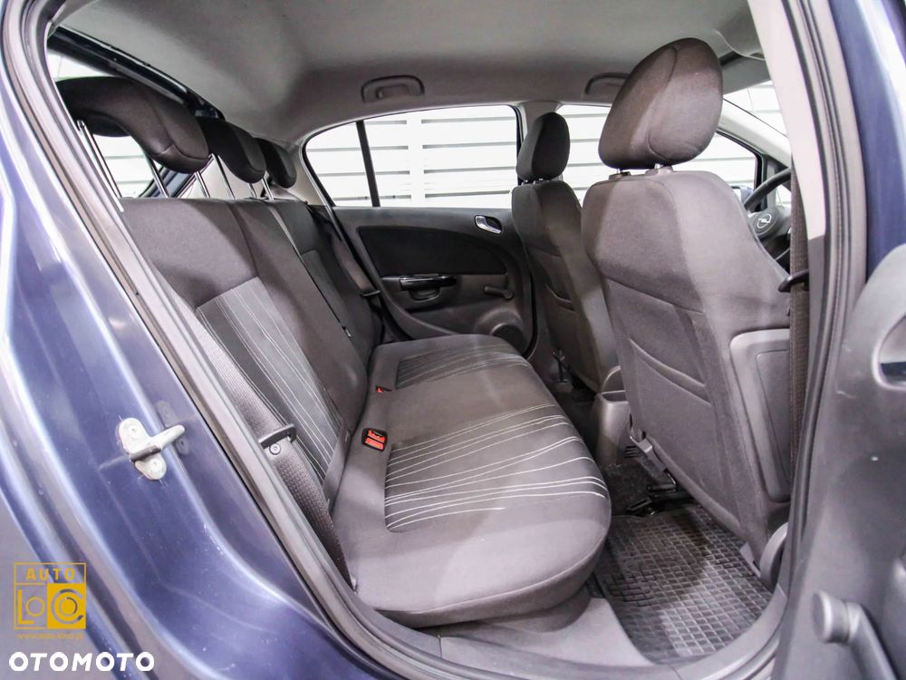 Opel Corsa 1.4 16V Innovation - 10