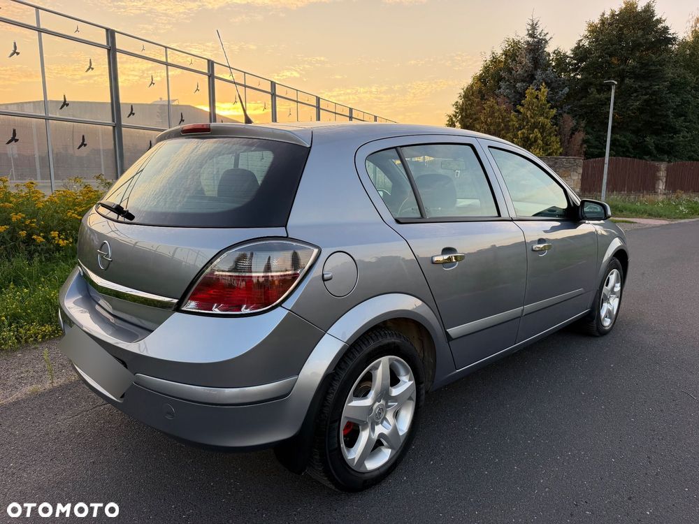 Opel Astra 1.4 Enjoy - 2