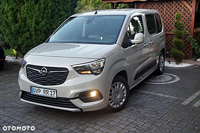 Opel Combo 1.5 D Automatik Start/Stop Innovation - 1