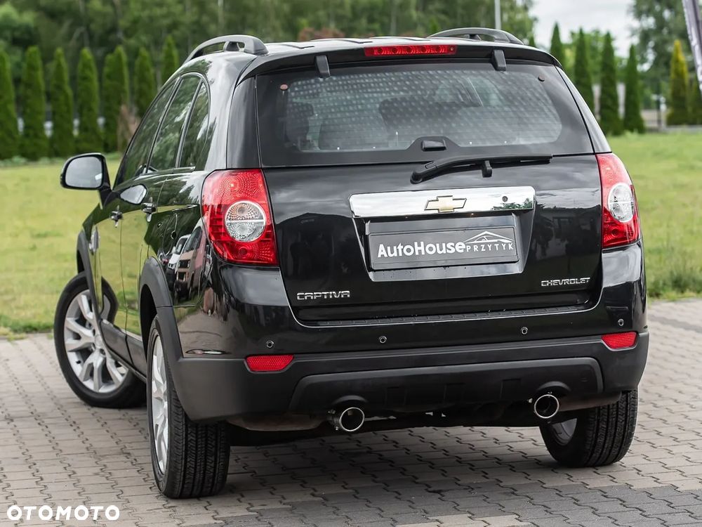 Chevrolet Captiva 2.4 2WD 7 Sitzer LS Family Edition - 7
