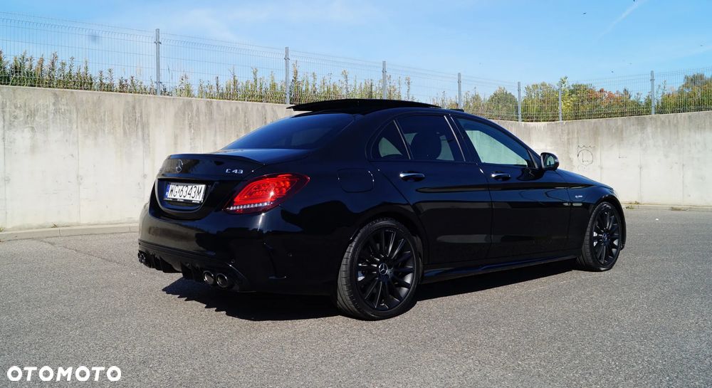 Mercedes-Benz Klasa C AMG 43 4Matic AMG TCT 9G - 13
